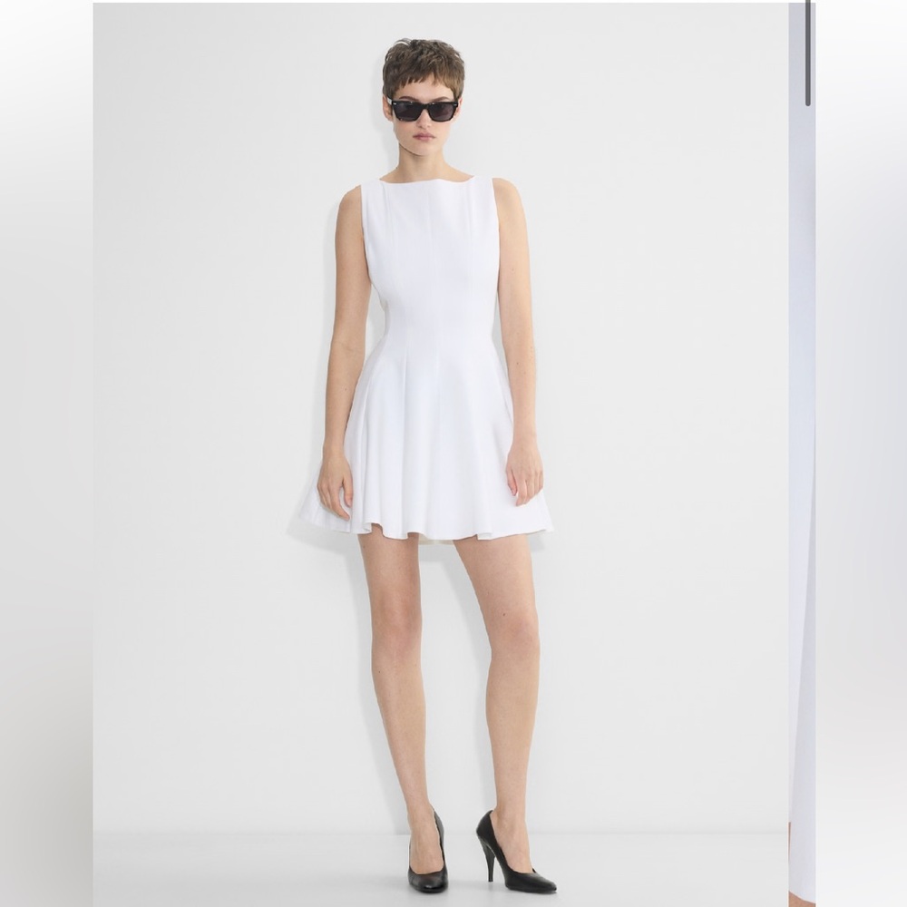 White Aritzia Sleeveless Dress